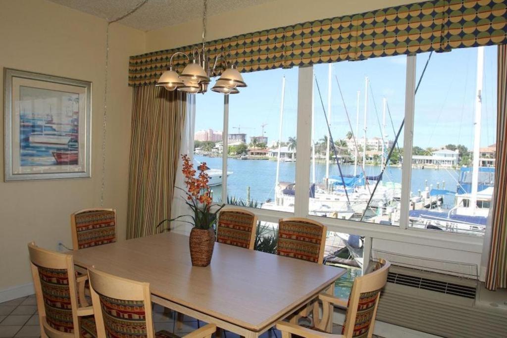 Motel Chart House And Marina Clearwater Beach